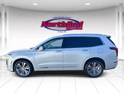 Used 2024 Cadillac XT6 Premium Luxury image 6