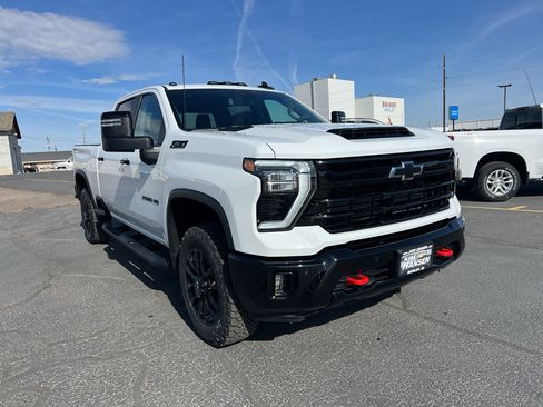 New 2026 Chevrolet Silverado 2500 LT w/ Trail Boss Package AWD/4WD image 1