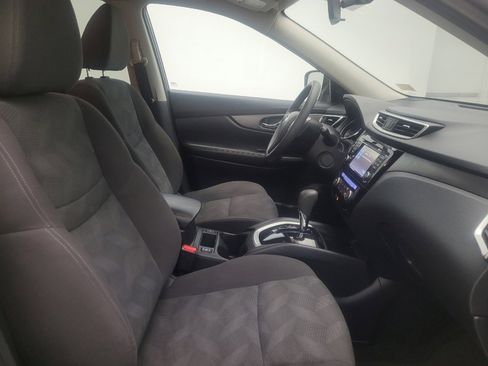 Used 2016 Nissan Rogue SV w/ SV Premium Package AWD/4WD image 21