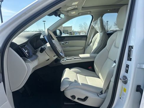 New 2026 Volvo XC90 B6 Ultra w/ Protection Package AWD/4WD image 15