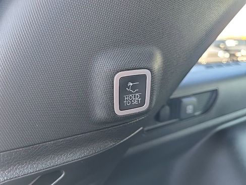 New 2026 Jeep Grand Cherokee Altitude AWD/4WD image 97