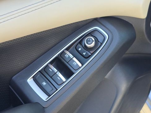 Used 2019 Subaru Ascent Limited AWD/4WD image 23