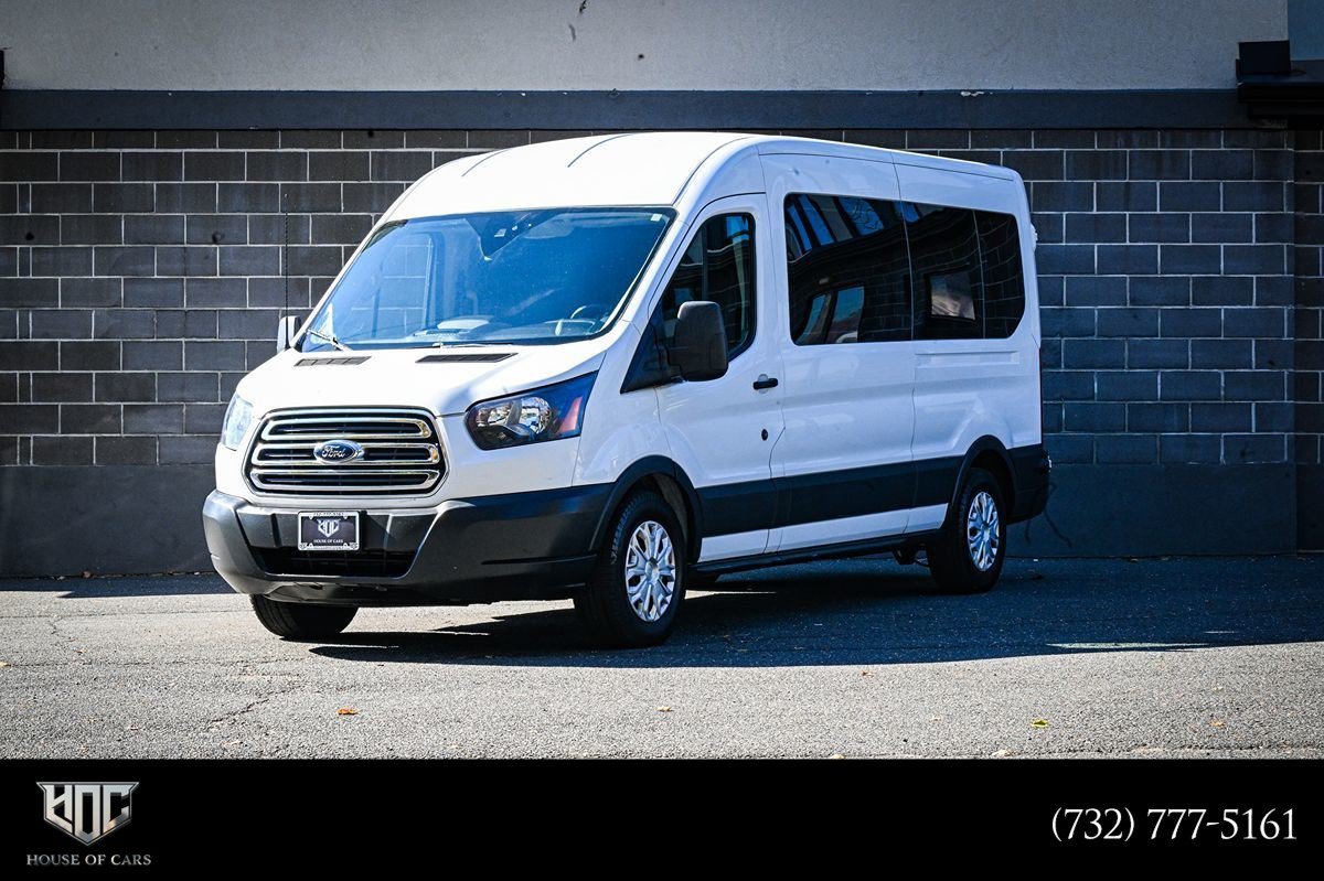 Used 2018 Ford Transit 350 XLT RWD image 1