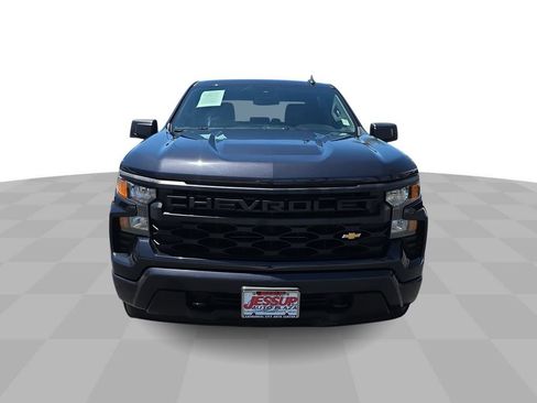 Used 2023 Chevrolet Silverado 1500 Custom RWD image 3