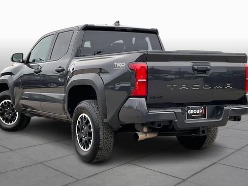 Used 2025 Toyota Tacoma TRD Off-Road image 12