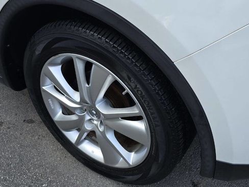 Used 2012 INFINITI FX35 AWD w/ Premium Pkg image 9