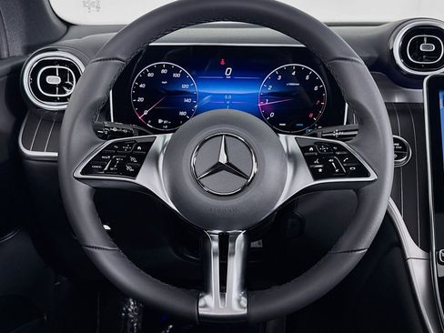 New 2026 Mercedes-Benz GLC 300 image 17