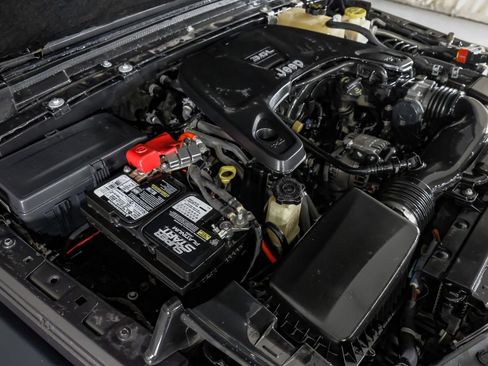 Used 2020 Jeep Gladiator Sport w/ Quick Order Package 24S image 48