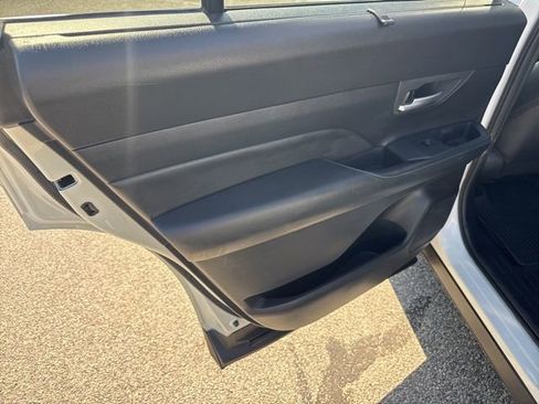 Used 2024 Toyota Grand Highlander XLE image 11