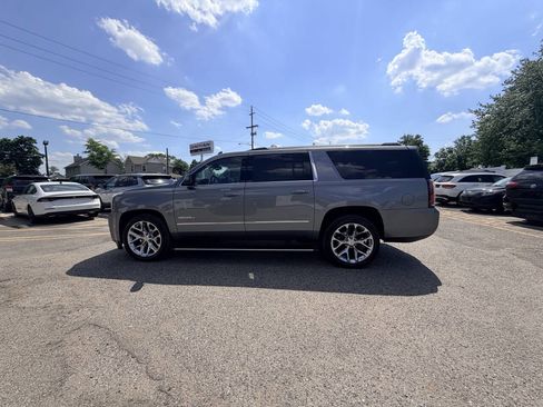 Used 2019 GMC Yukon XL Denali w/ Denali Ultimate Package AWD/4WD image 46
