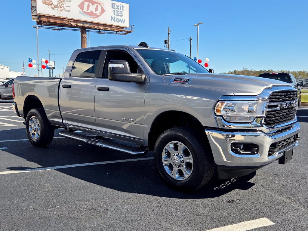 Used 2024 RAM 2500 Big Horn w/ Safety Group AWD/4WD image 15