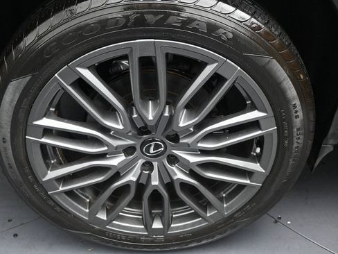 Used 2023 Lexus RX 500h F Sport image 40