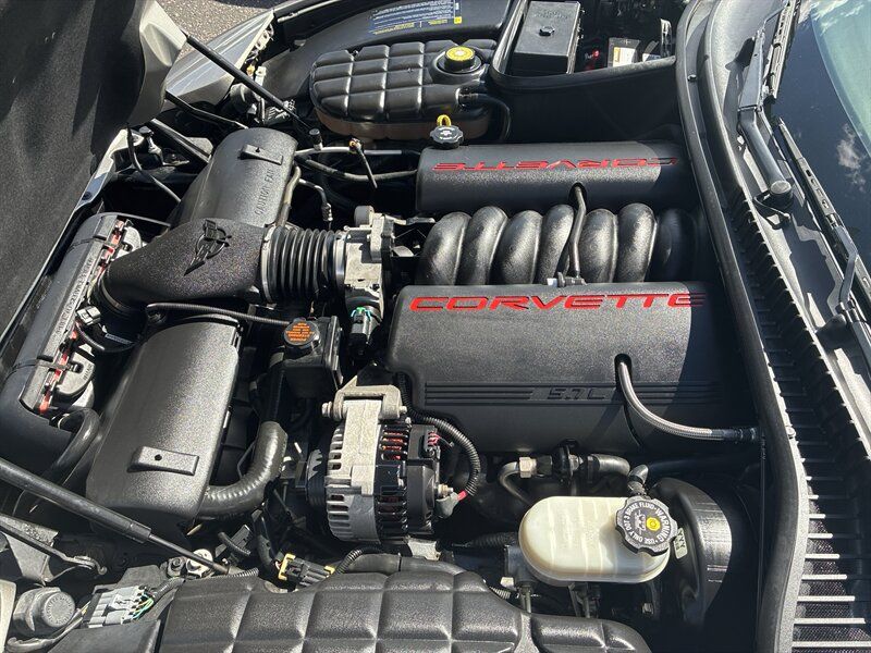 Used 2002 Chevrolet Corvette Convertible w/ Preferred Equipment Group2 RWD image 32