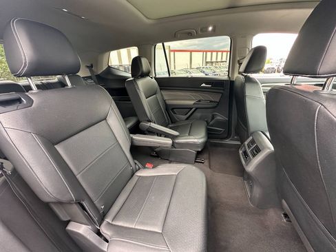 Used 2021 Volkswagen Atlas SE AWD/4WD image 40