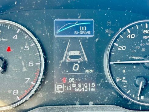 Used 2024 Subaru Crosstrek 2.0i Premium AWD/4WD image 9