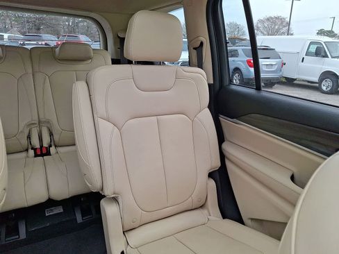 Used 2021 Jeep Grand Cherokee L Limited image 15