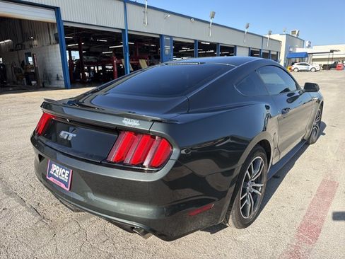 Used 2016 Ford Mustang GT RWD image 5