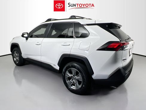 Used 2025 Toyota RAV4 XLE AWD/4WD image 6