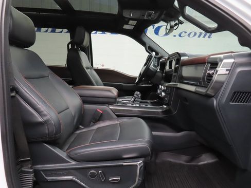 Used 2023 Ford F150 Lariat w/ Equipment Group 502A High image 34