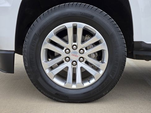 Used 2018 GMC Canyon SLT w/ Trailering Package image 10