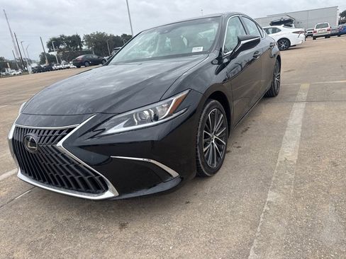 Used 2022 Lexus ES 350 w/ Premium Package image 1
