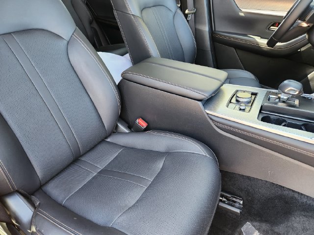 Used 2024 MAZDA CX-90 Plug-In Hybrid w/ Premium Pkg AWD/4WD image 15