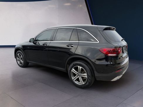 Used 2022 Mercedes-Benz GLC 300 image 3