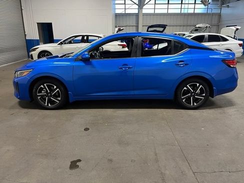 Used 2024 Nissan Sentra SV FWD image 6