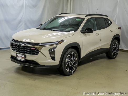 New 2026 Chevrolet Trax RS image 4