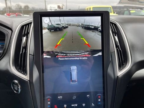 Used 2023 Ford Edge SEL w/ Convenience Package image 20