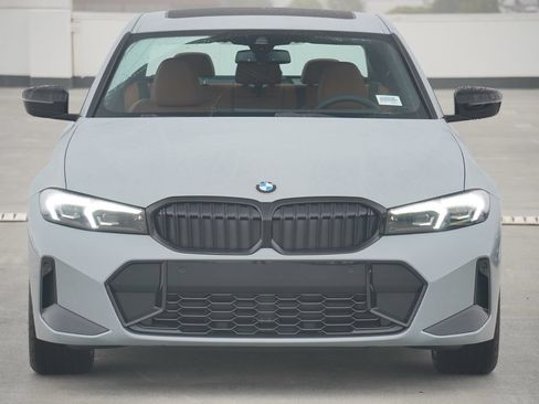 Used 2026 BMW 330i xDrive Sedan w/ M Sport Package AWD/4WD image 2