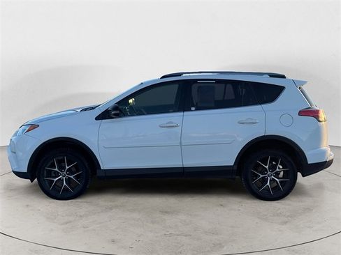 Used 2018 Toyota RAV4 SE w/ Power Extra Value Package image 2