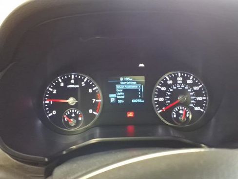 Used 2022 Kia Telluride EX w/ EX Premium Package AWD/4WD image 19