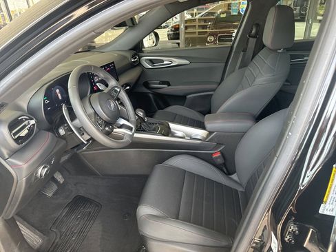 Used 2024 Dodge Hornet R/T image 8