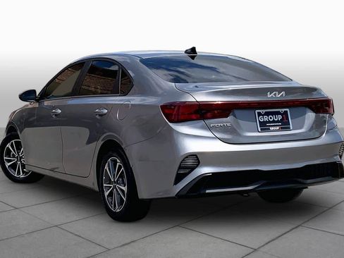 Used 2024 Kia Forte LXS w/ LXS Technology Package FWD image 12