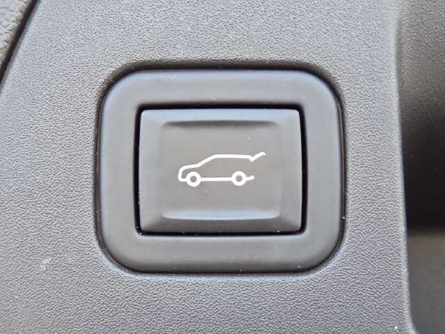 Used 2024 Buick Envision Avenir AWD/4WD image 23