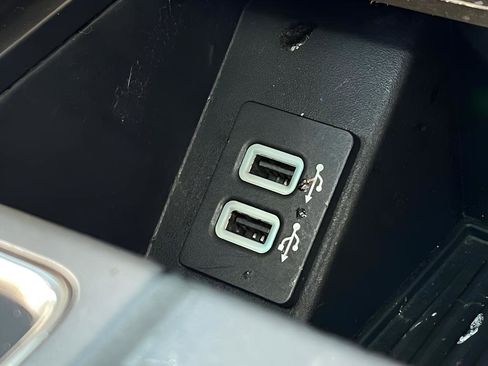 Used 2018 Ford F150 Raptor w/ Equipment Group 802A Luxury image 34