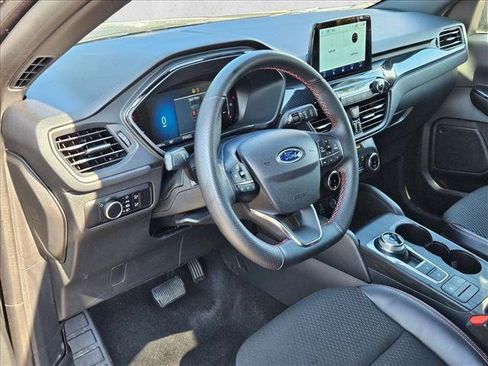 Used 2025 Ford Escape ST-Line AWD/4WD image 10