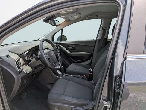 Used 2019 Chevrolet Trax LT FWD image 20