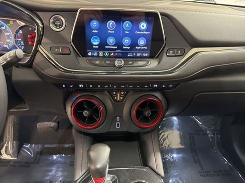 Used 2022 Chevrolet Blazer RS w/ Enhanced Convenience Package image 16