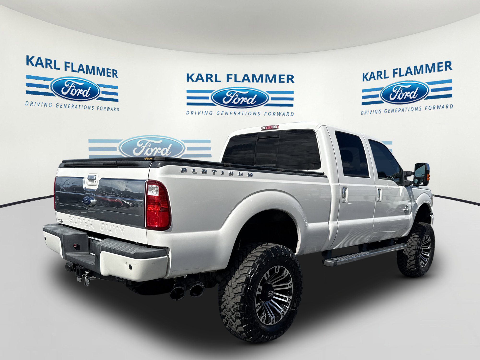 Used 2015 Ford F250 Platinum AWD/4WD image 3