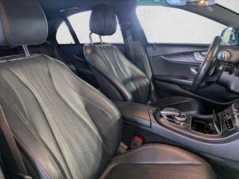 Certified 2019 Mercedes-Benz E 300 image 21