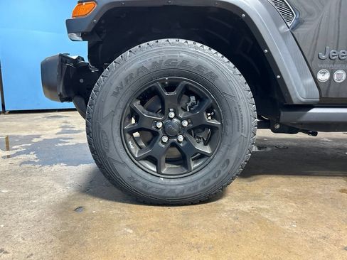 Used 2021 Jeep Wrangler Unlimited Sport AWD/4WD image 50