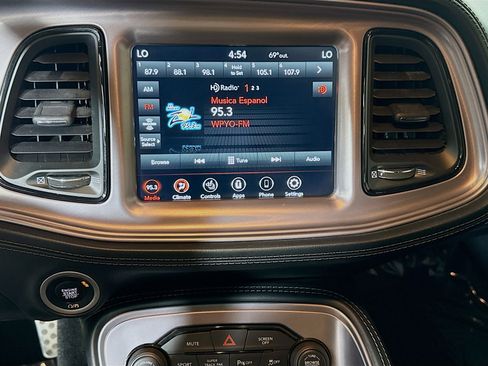 Used 2023 Dodge Challenger R/T w/ Plus Package image 18