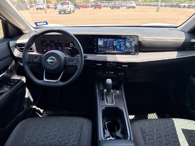 Used 2026 Nissan Kicks SV FWD image 12