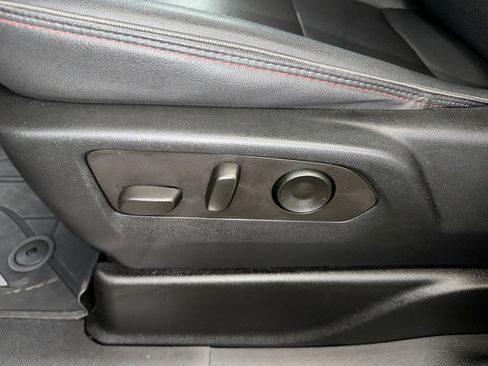 Used 2023 Chevrolet Suburban RST w/ Sport Performance Package image 3