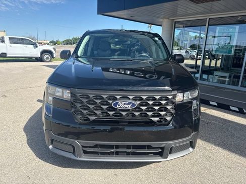 Used 2025 Ford Maverick XLT FWD image 2