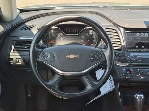 Used 2015 Chevrolet Impala LT w/ Convenience Package FWD image 22