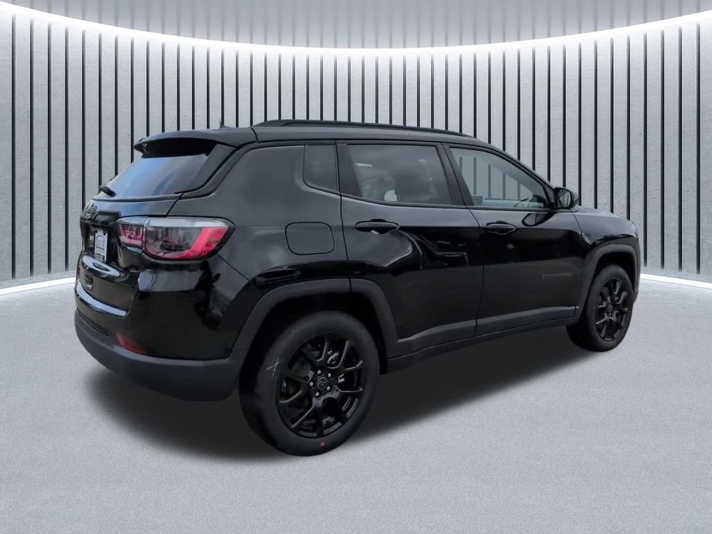 New 2026 Jeep Compass Latitude AWD/4WD image 6