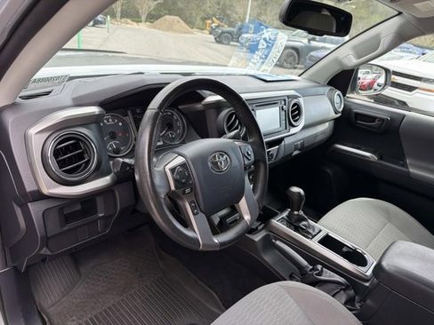 Certified 2017 Toyota Tacoma SR5 w/ Tow Package image 11